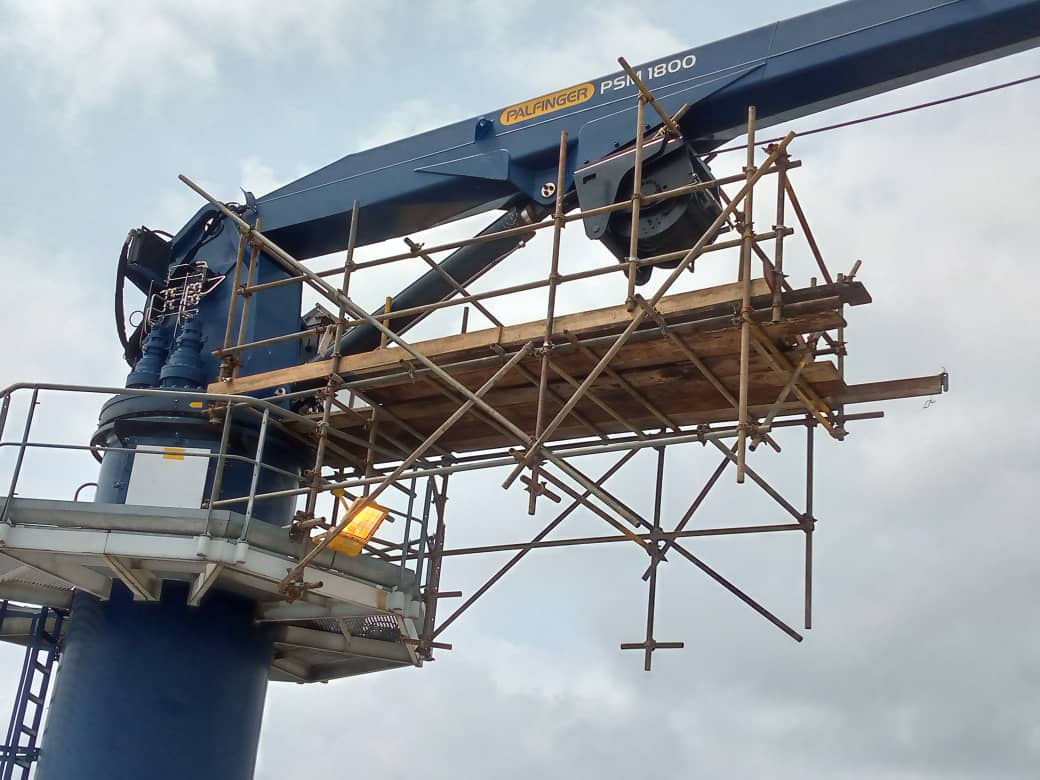 Montage de la grue perenco